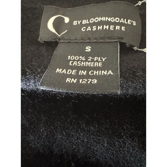 C by Bloomingdales 100% Cashmere Cardigan Grandpa Sweater Soft Button Down Sz S - Picture 4 of 4
